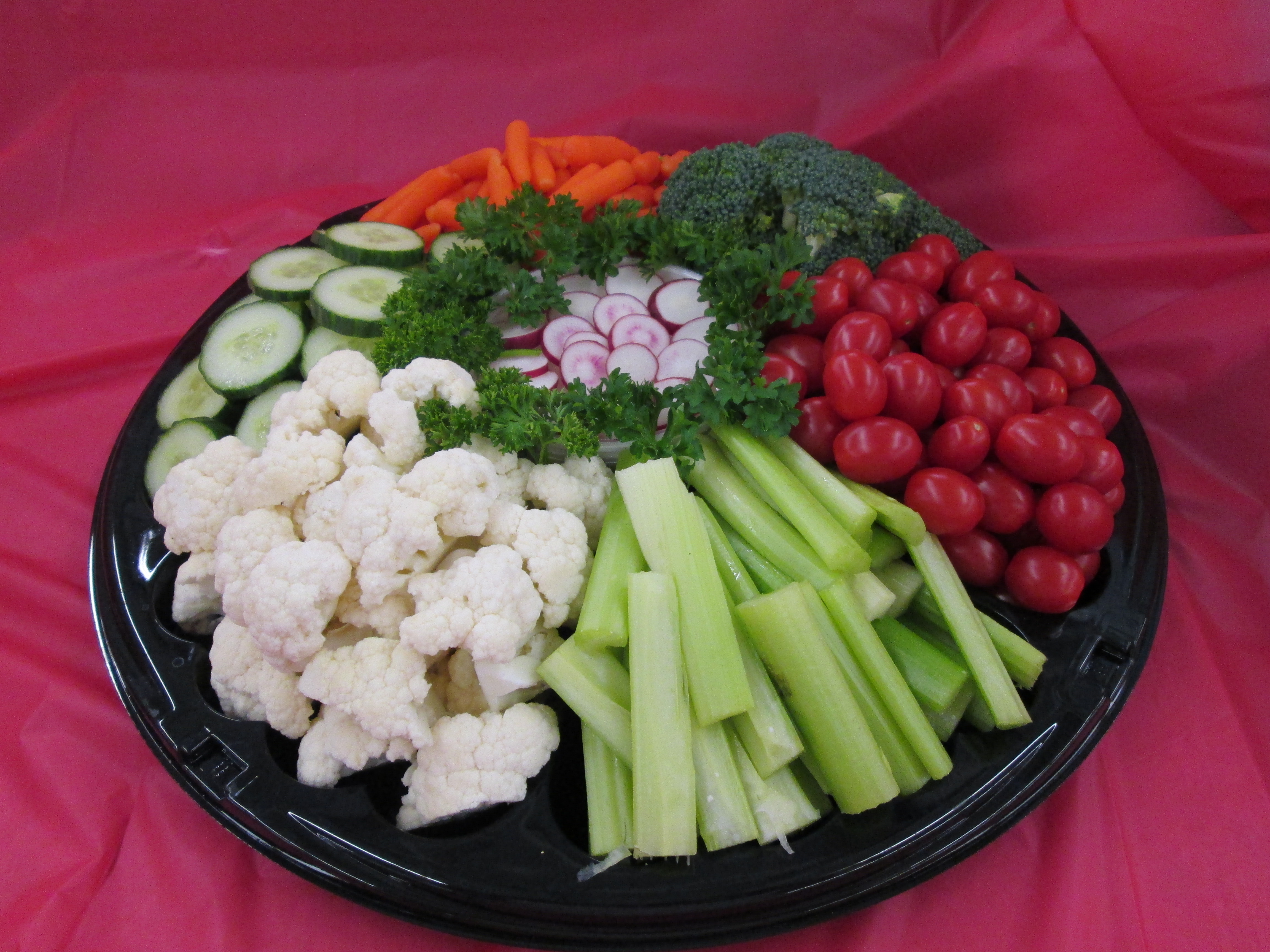 16” Vegetable Tray Fredericton Coop